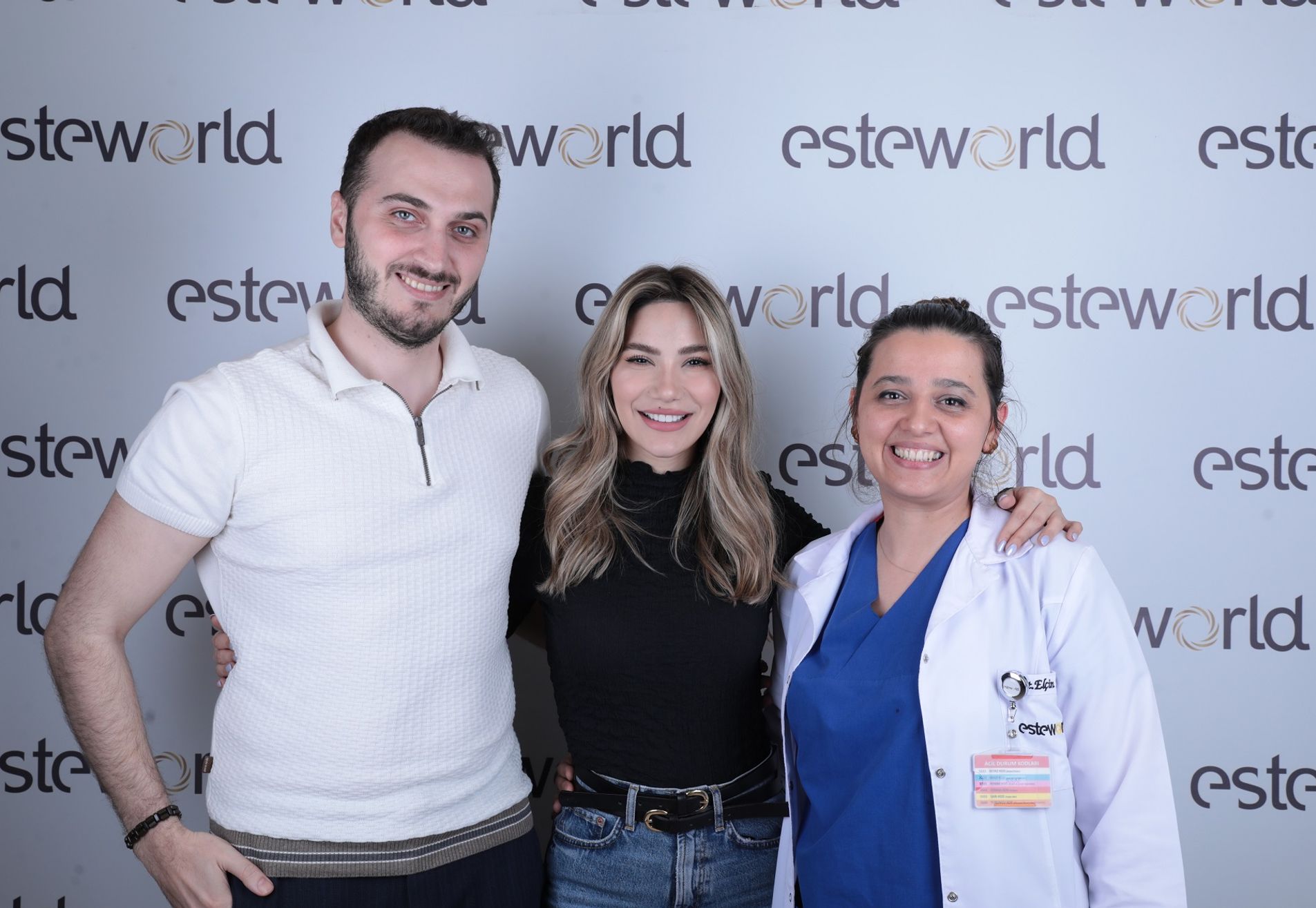 Melike, mijn voortanden waren beschadigd en verkleurd