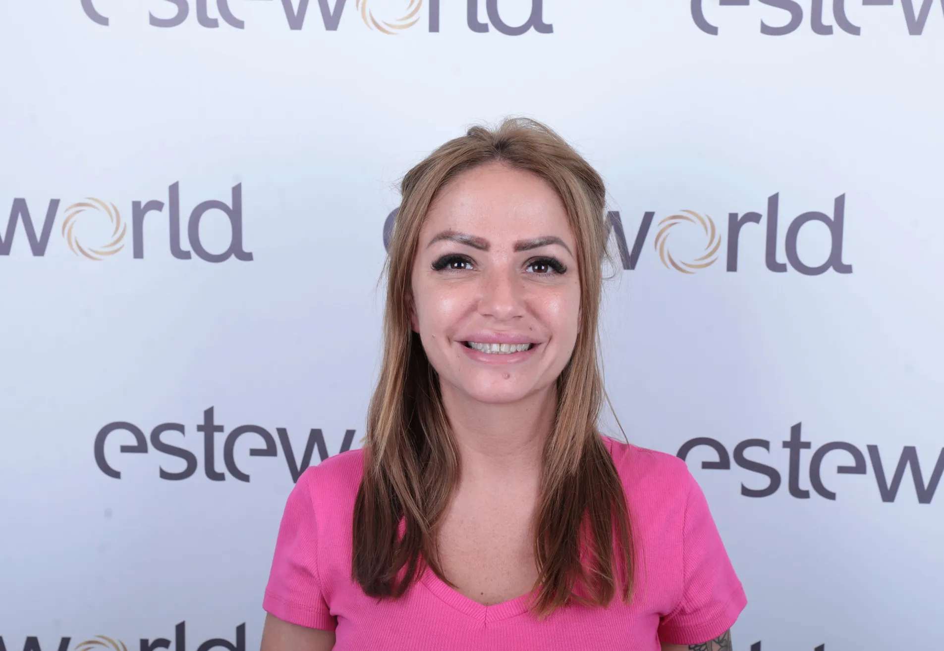 Katherina, geweldige ervaring gehad bij Esteworld Tandarts