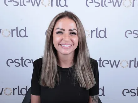 Katherina, geweldige ervaring gehad bij Esteworld Tandarts